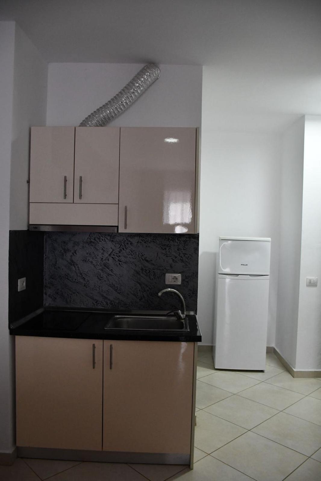 Shengjin Apartamente Antoni Eksteriør bilde